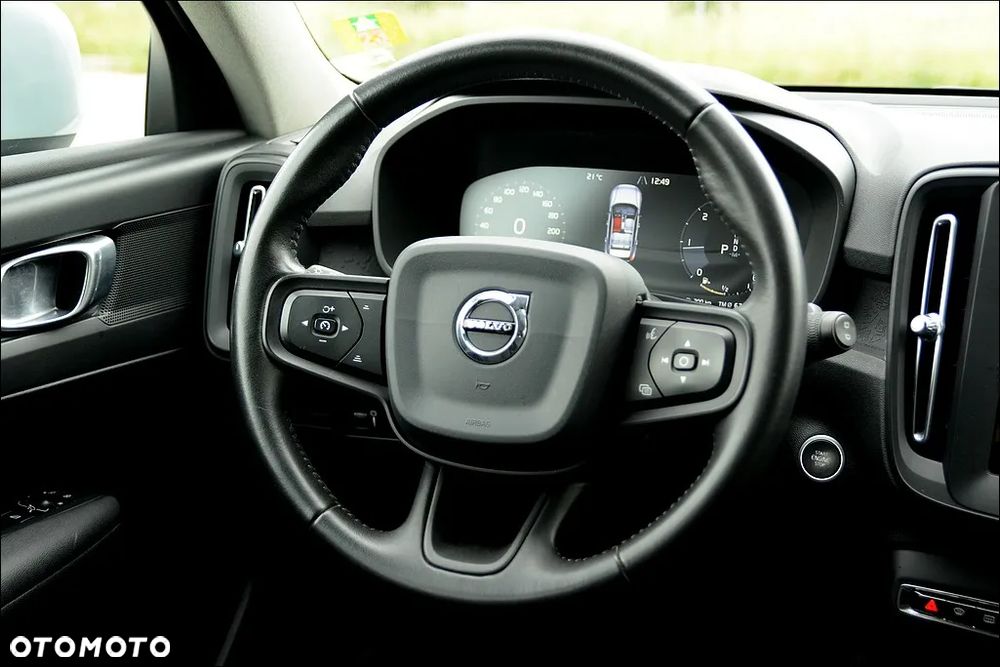 Volvo XC 40 D3 SCR Momentum - 28