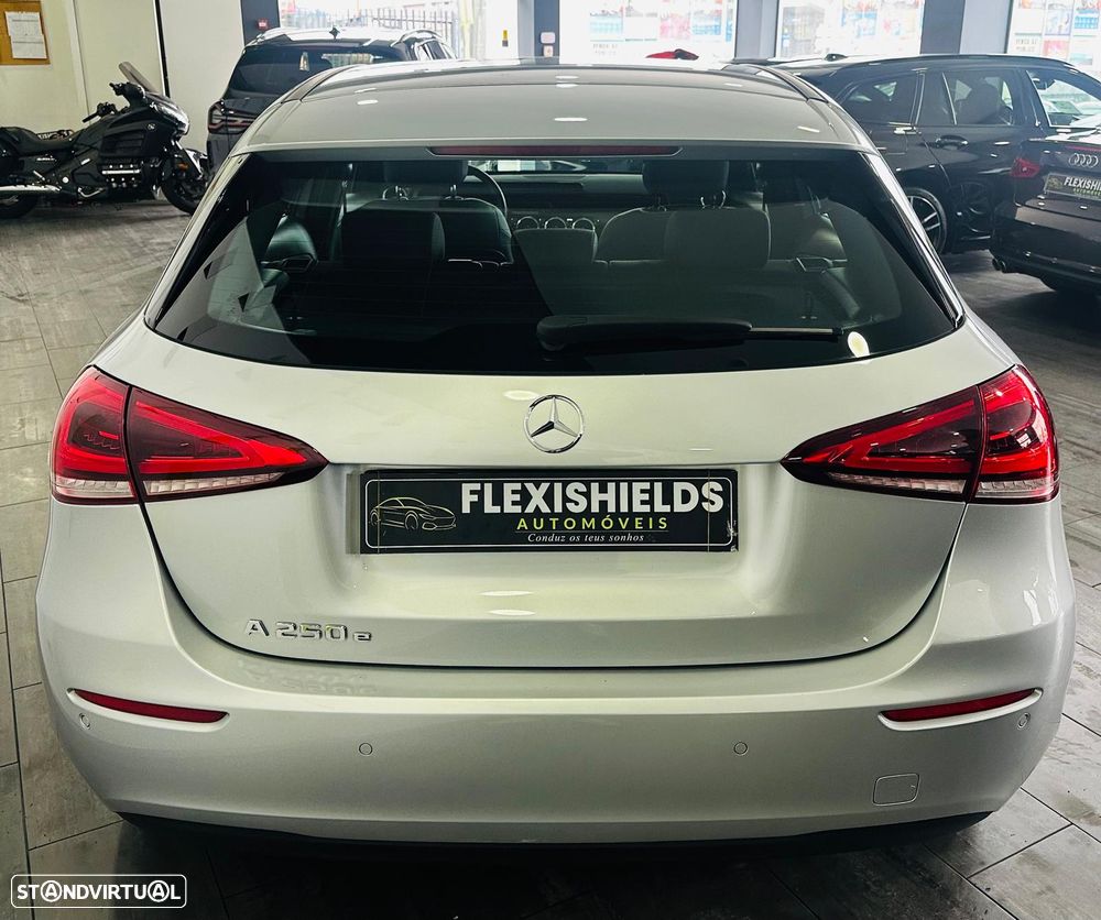 Mercedes-Benz A 250 e 8G-DCT Progressive - 5