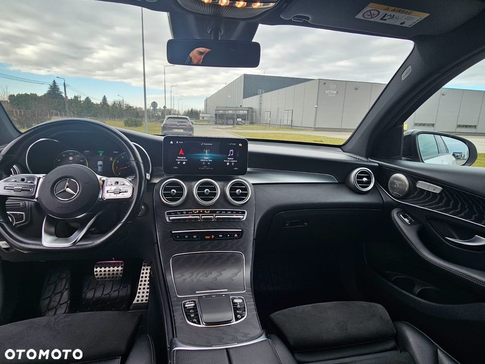 Mercedes-Benz GLC - 13