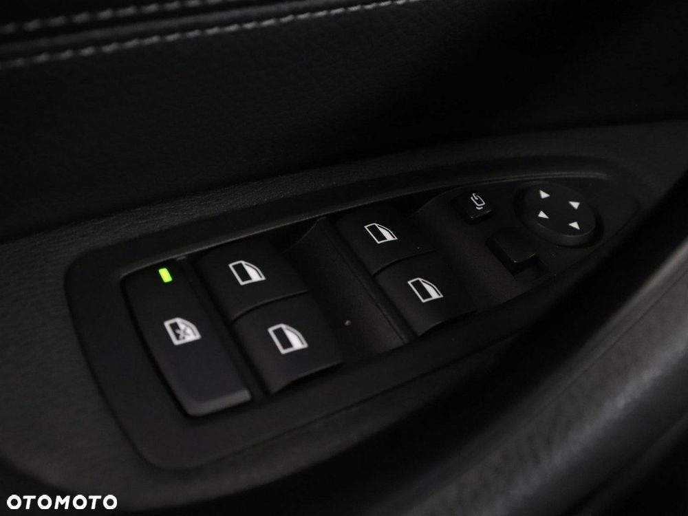 BMW X2 xDrive25e M Sport - 38