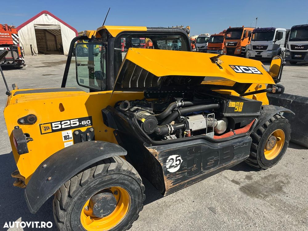 JCB JCB 525-60 T5 - 12