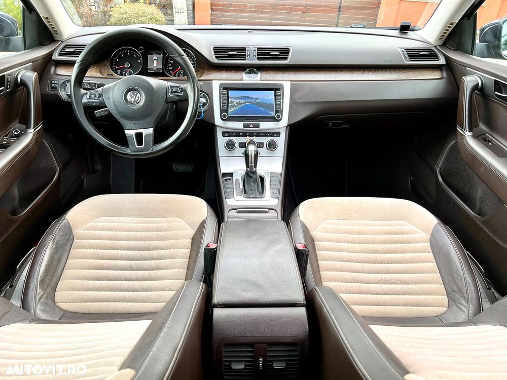 Volkswagen Passat Variant 1.8 TSI DSG Highline - 20