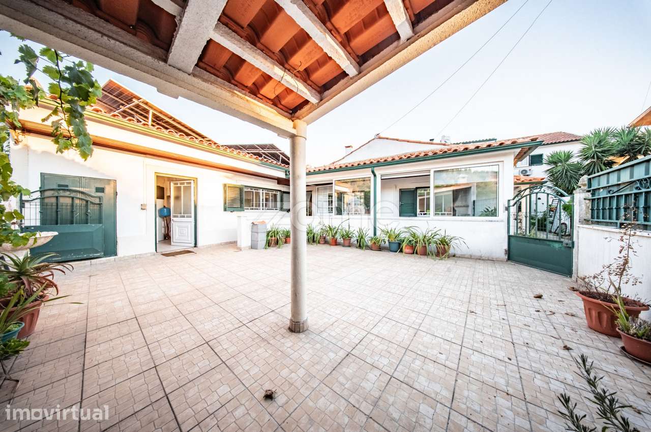Moradia T3 em Eiras, Coimbra | Terraço com Churrasqueira e Quintal - Grande imagem: 3/29