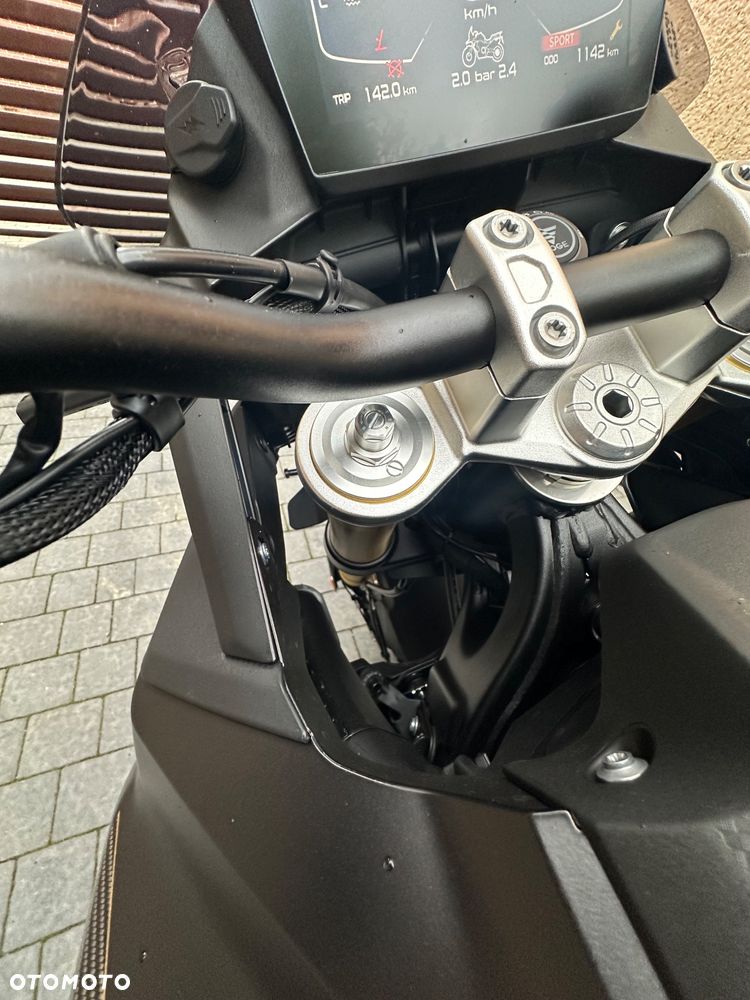 VOGE 900DSX - 18
