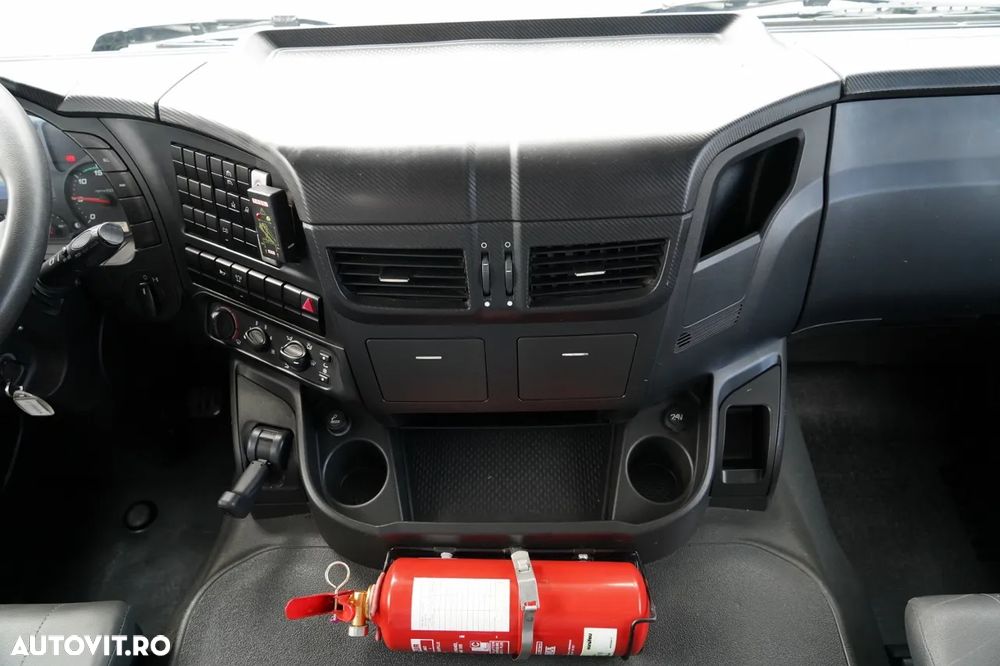 Iveco STRALIS / 310 / 4x2 / BASCULĂ - 5,3 M / HDS FASSI 135 - 8 M / EURO 6 - 32