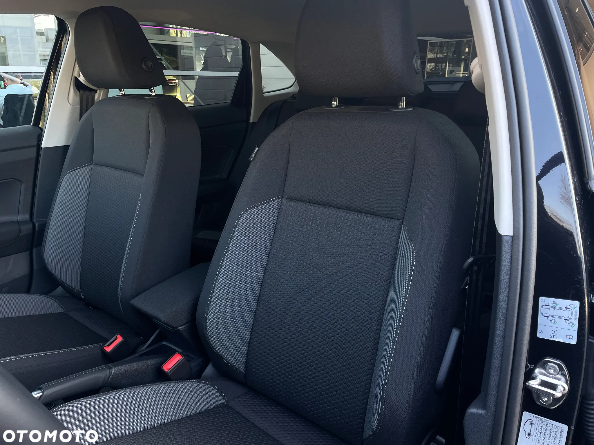 Volkswagen Taigo 1.0 TSI Life Plus DSG - 12