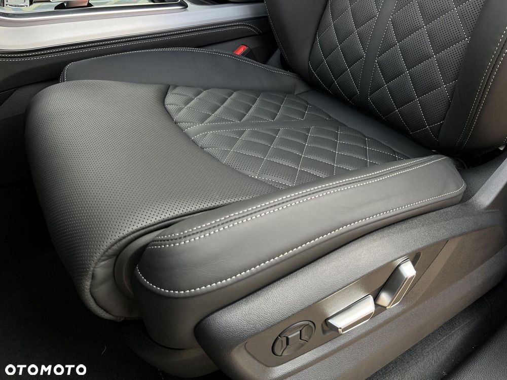 Audi Q7 - 28