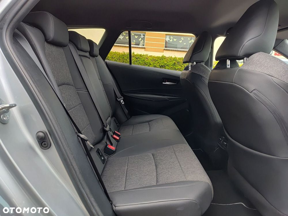 Toyota Corolla 2.0 Hybrid Style - 7