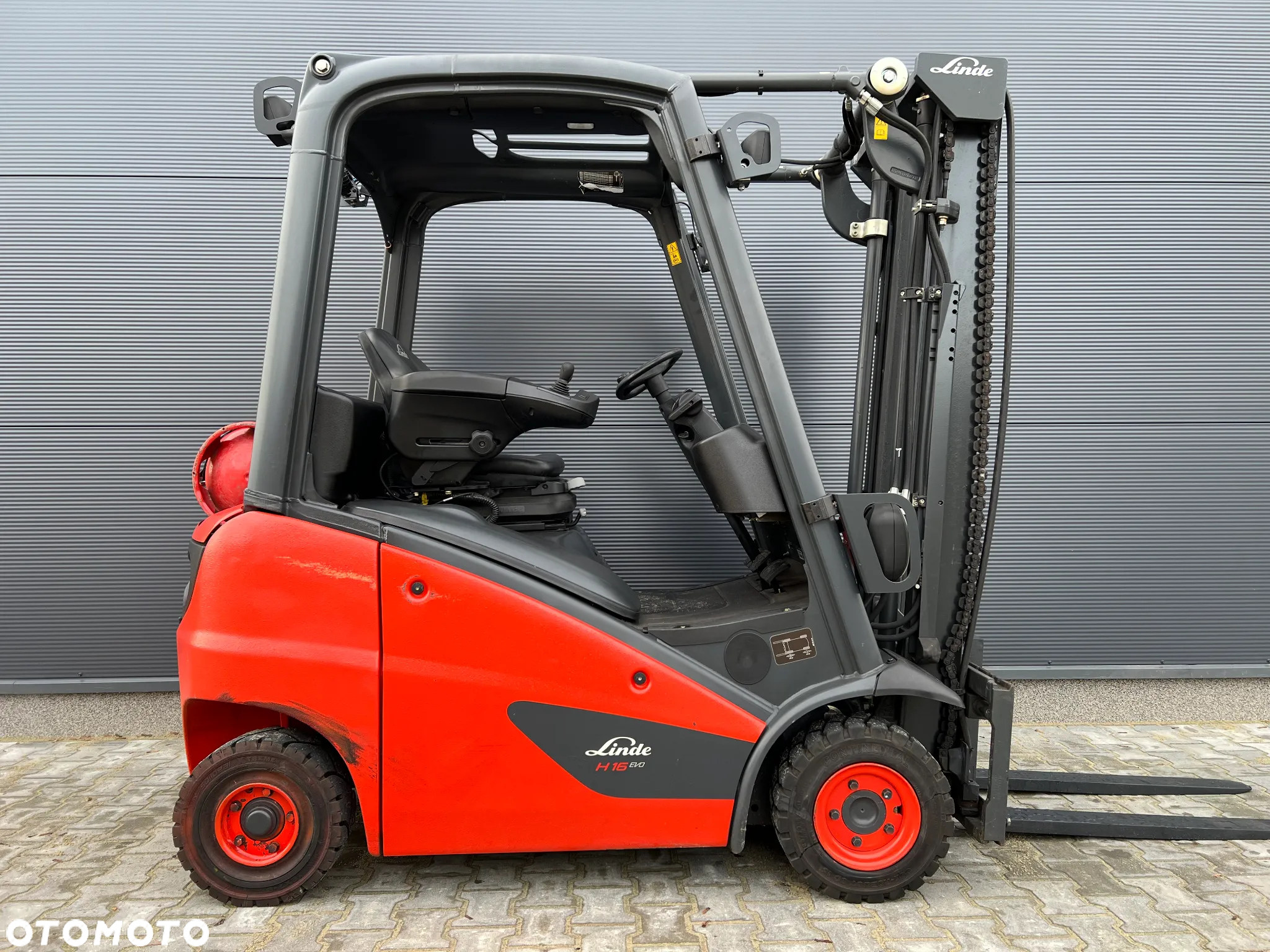Linde H16T-01 - 2