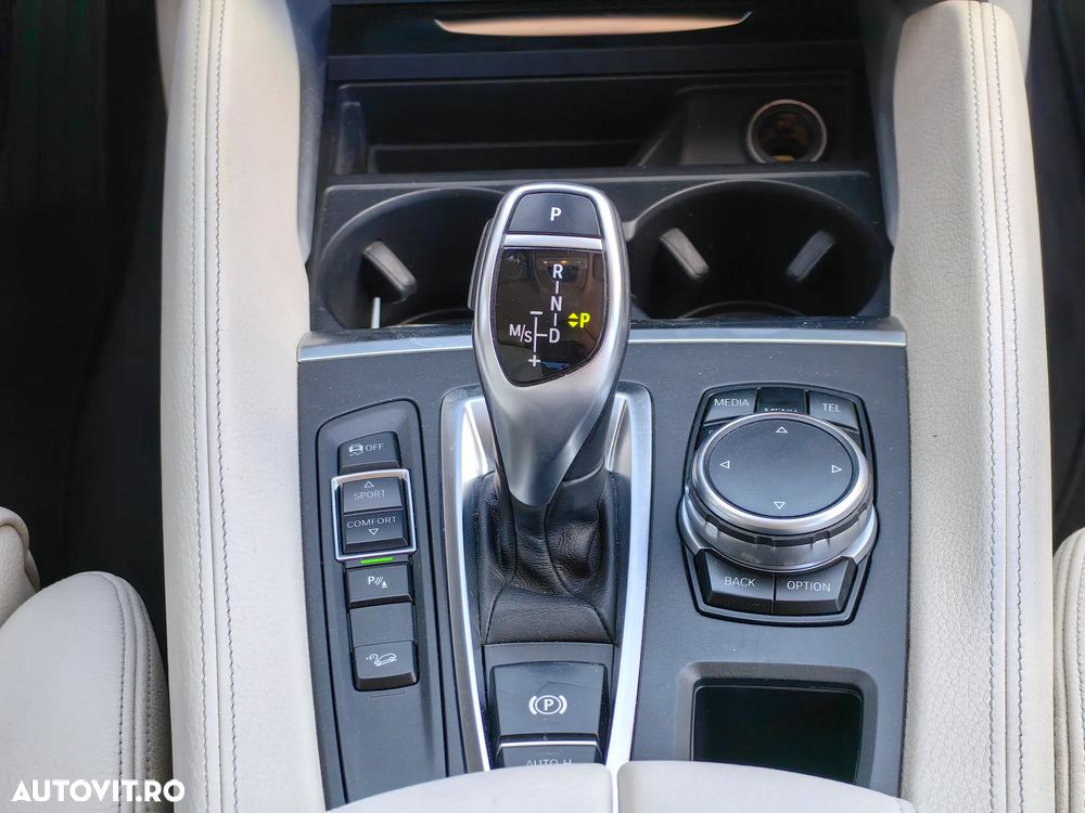 BMW X6 xDrive30d - 23