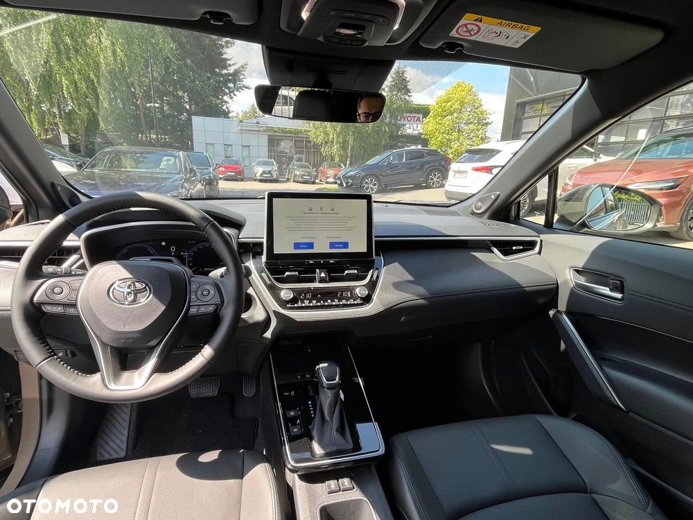Toyota Corolla Cross 2.0 Hybrid Comfort - 6