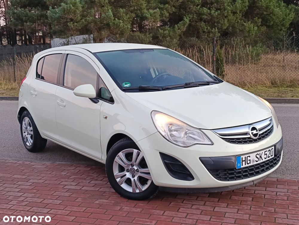 Opel Corsa 1.4 16V Edition - 4