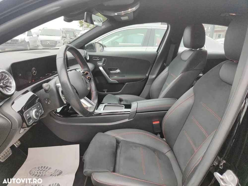 Mercedes-Benz A 220 4MATIC Aut. - 14