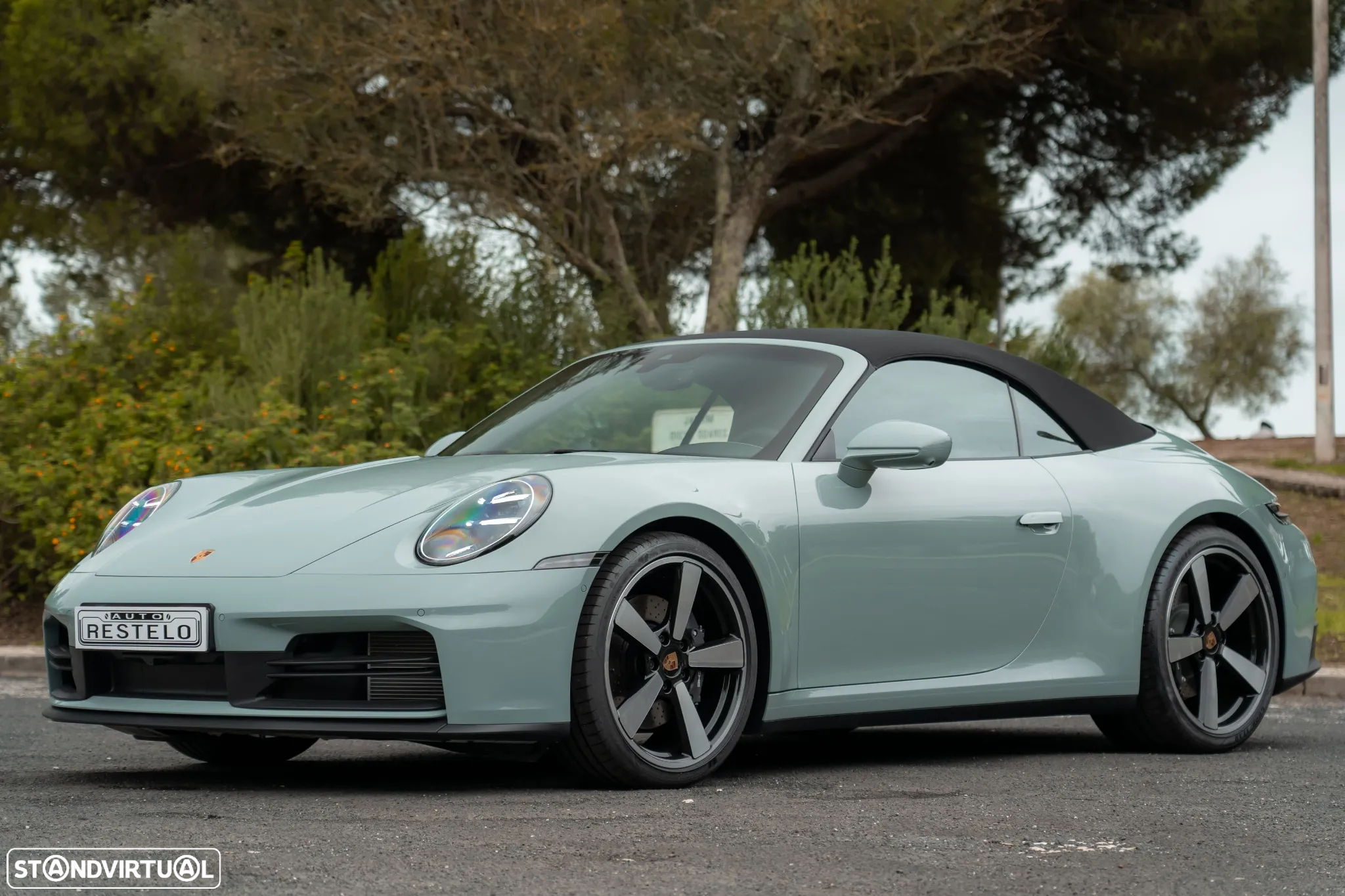Porsche 911 (992) Carrera - 2