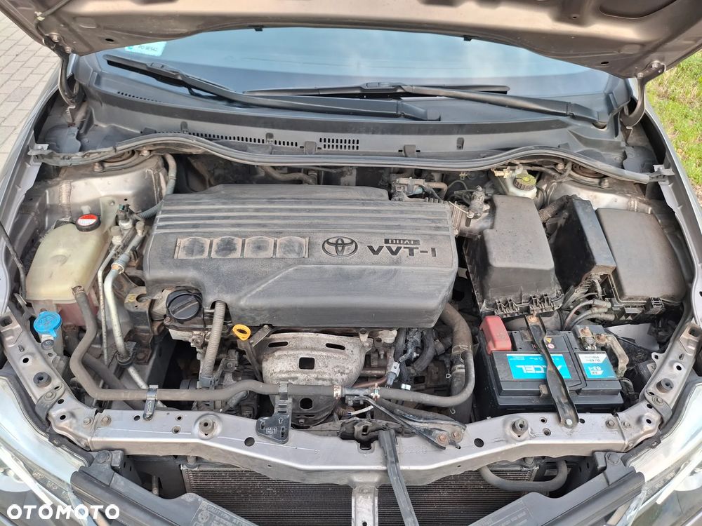 Toyota Auris 1.33 VVT-i Active - 28