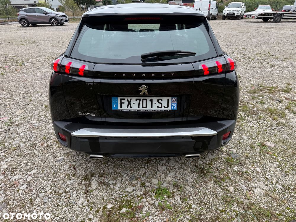 Peugeot 2008 - 6
