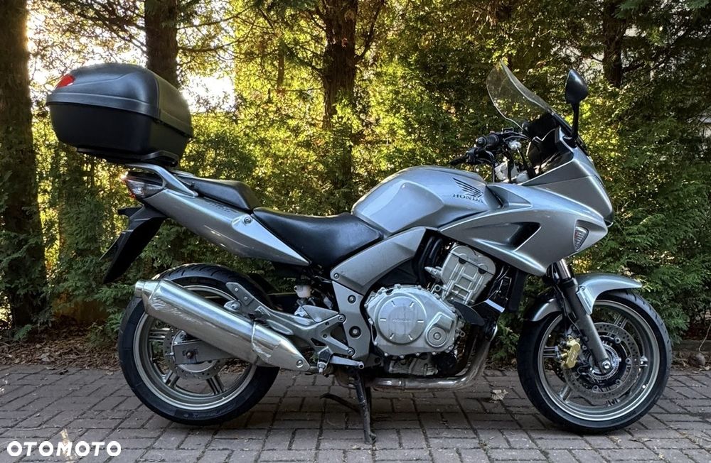 Honda CBF - 2
