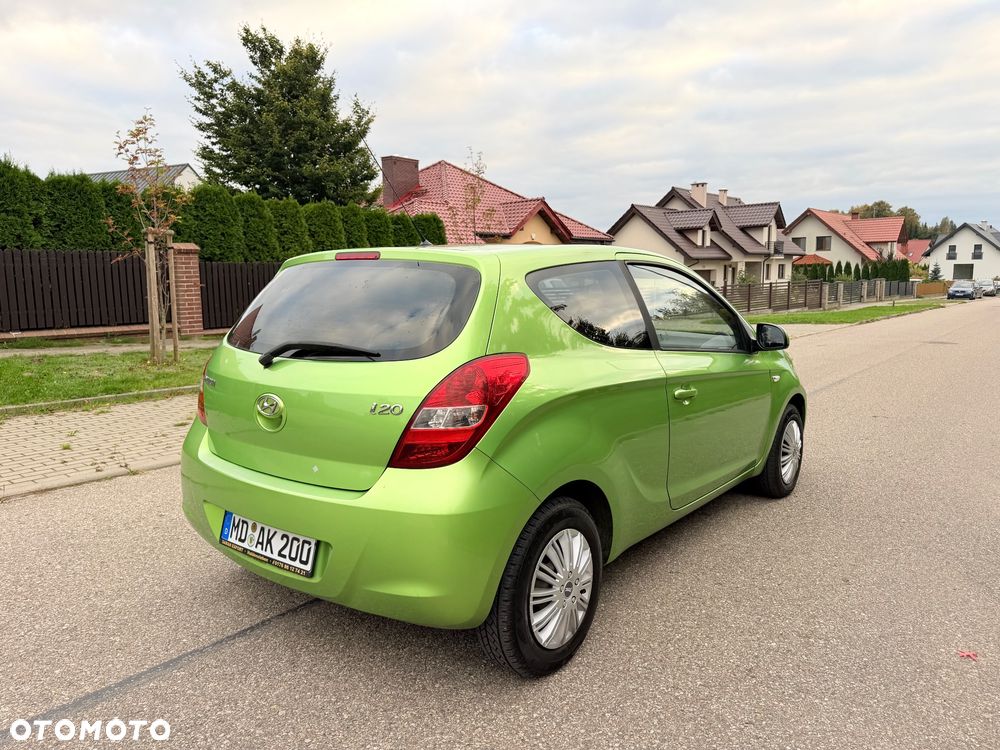 Hyundai i20 - 15