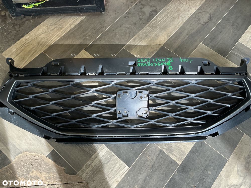 SEAT LEON IV 5FA GRILL ATRAPA - 5