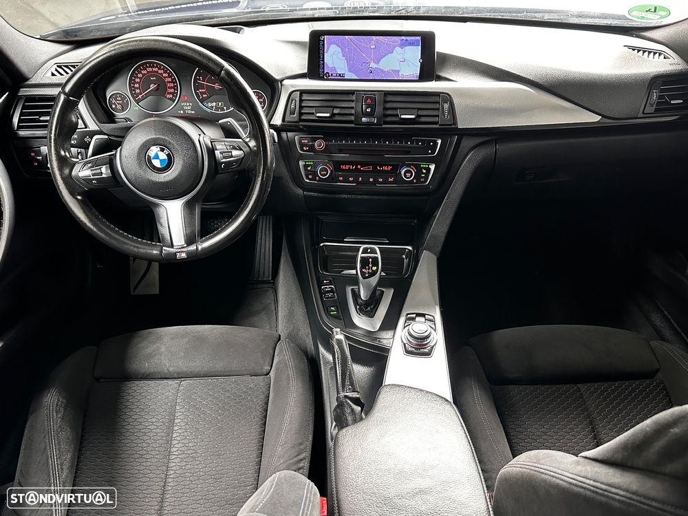 BMW 320 d Auto Pack M - 35
