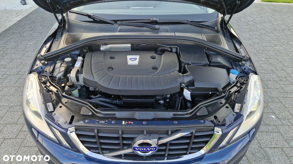 Volvo XC 60 D4 Geartronic Momentum - 37