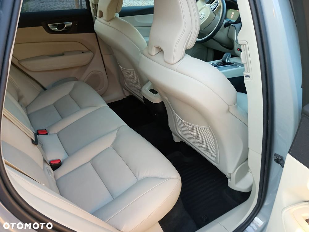 Volvo XC 60 - 5