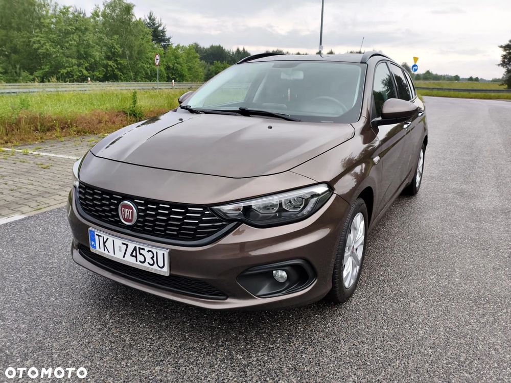 Fiat Tipo 1.4 T-Jet Lounge - 1