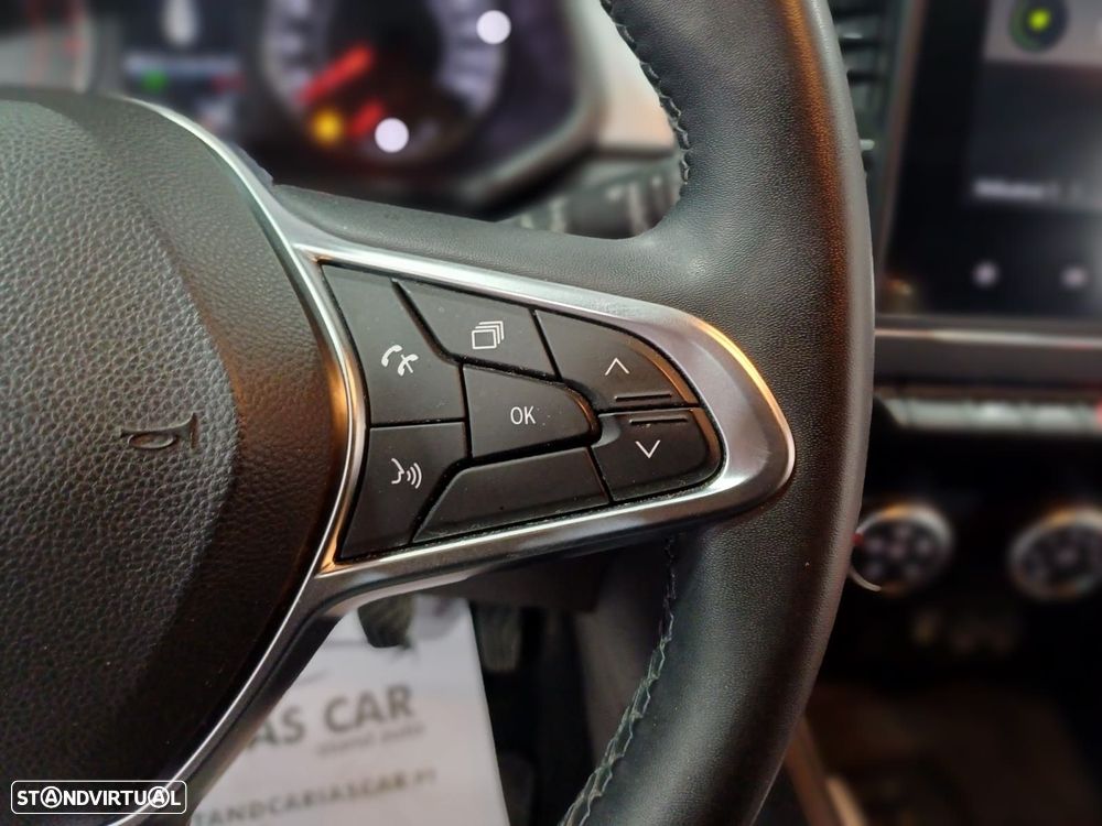 Renault Captur - 16