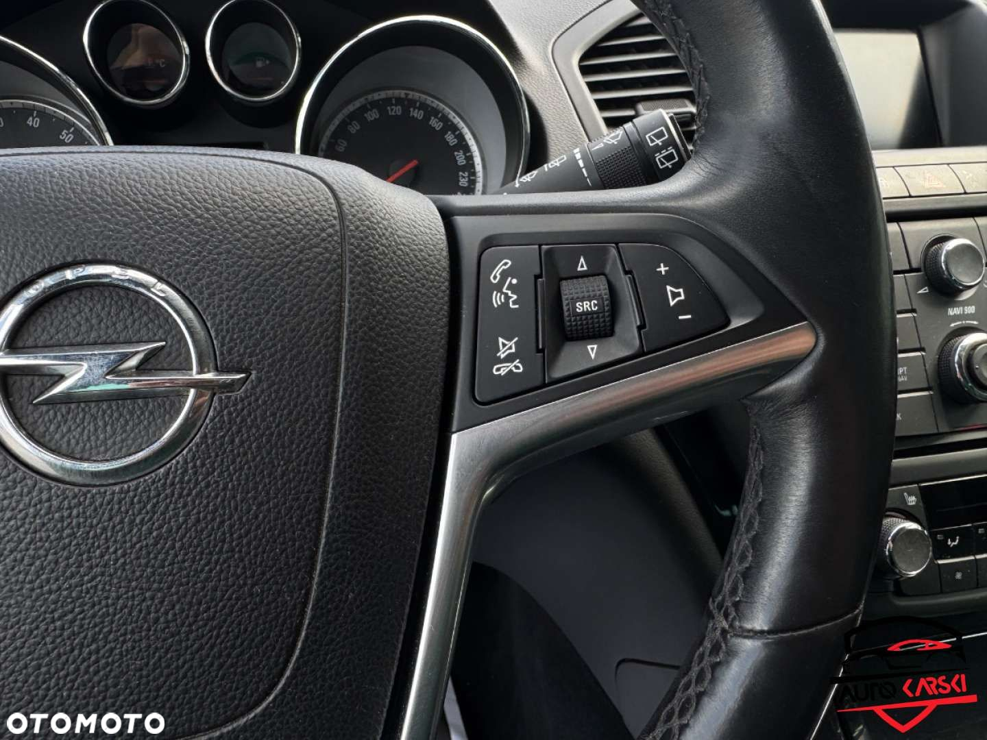 Opel Insignia - 24