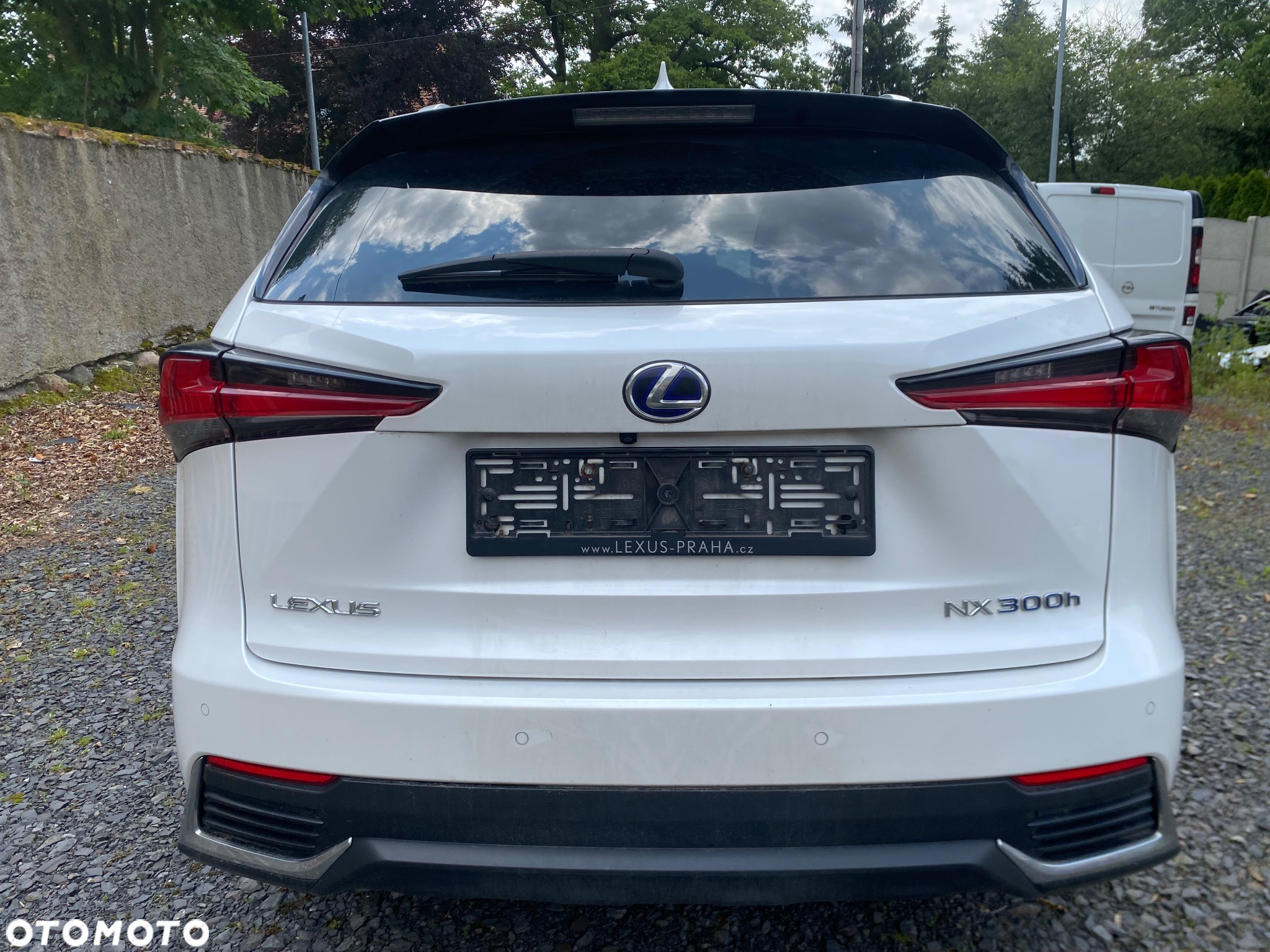 Lexus NX - 7