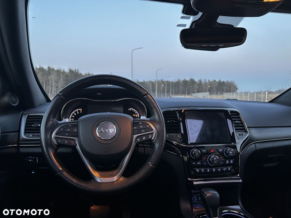 Jeep Grand Cherokee 3.6 V6 Overland Summit - 20