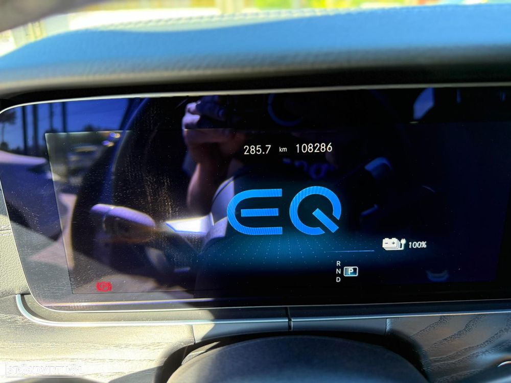 Mercedes-Benz E 300 Bluetec Hybrid Avantgarde - 21