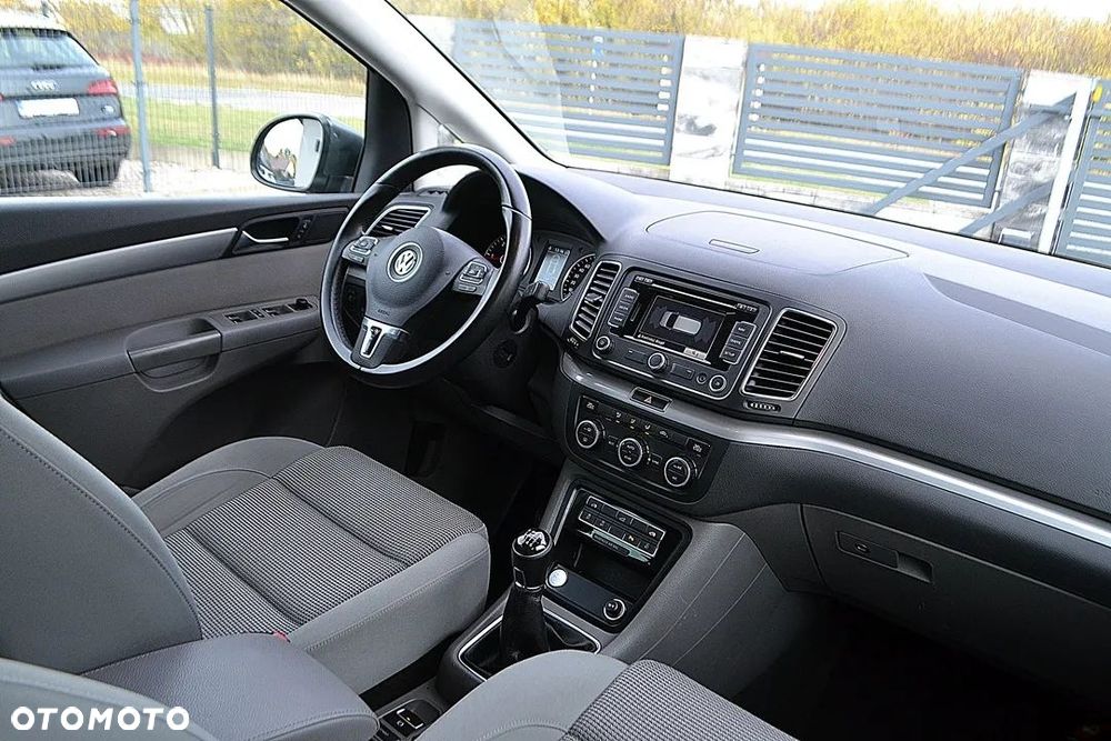 Volkswagen Sharan - 18