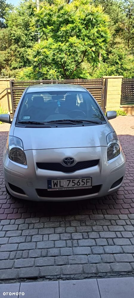 Toyota Yaris 1.33 2010 - 1