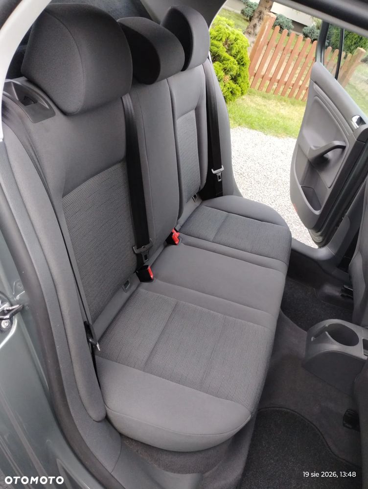 Volkswagen Golf 1.6 Trendline - 27
