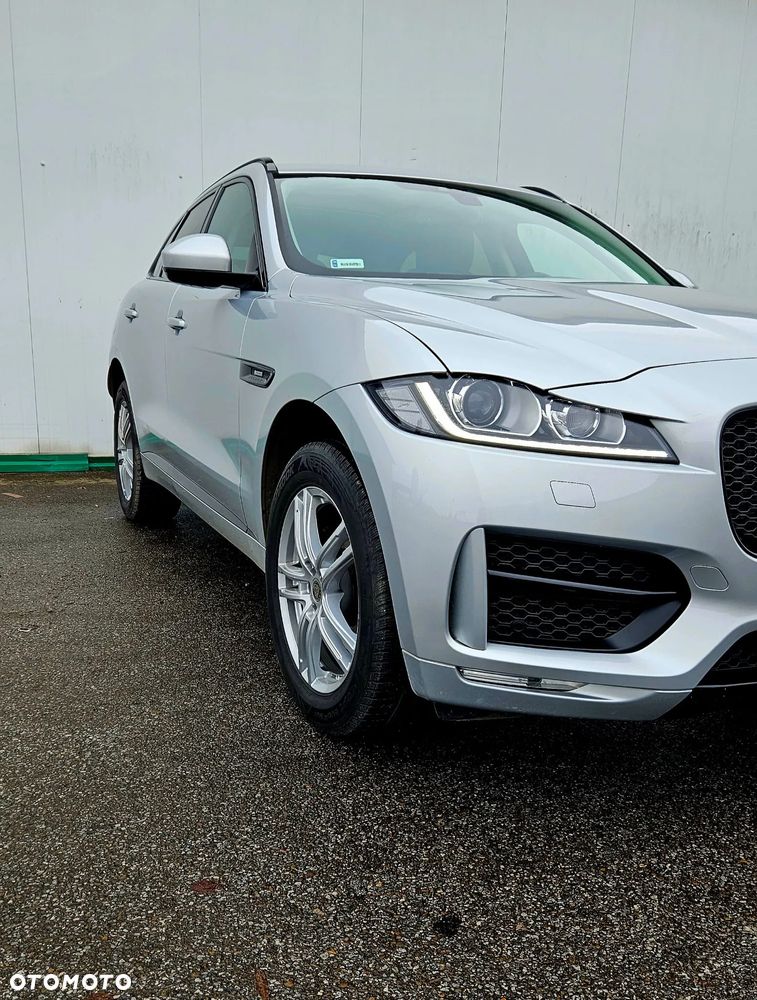 Jaguar F-Pace 2.0 i4D AWD R-Sport - 9