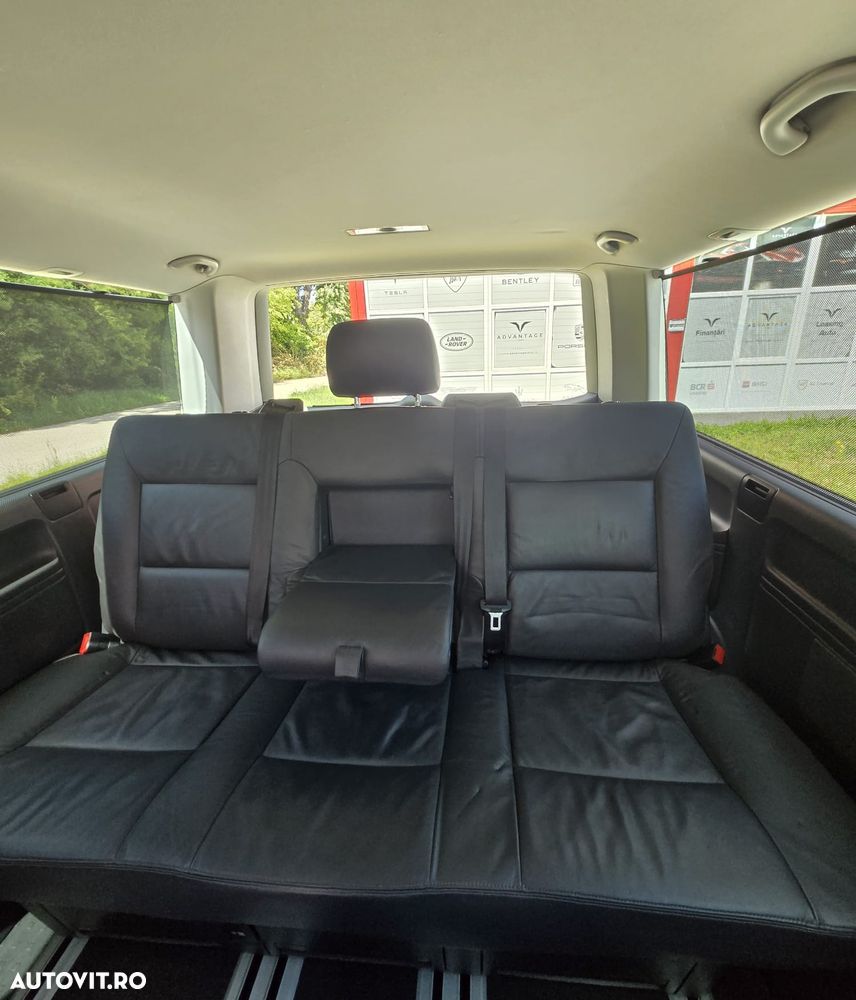 Volkswagen Multivan - 26