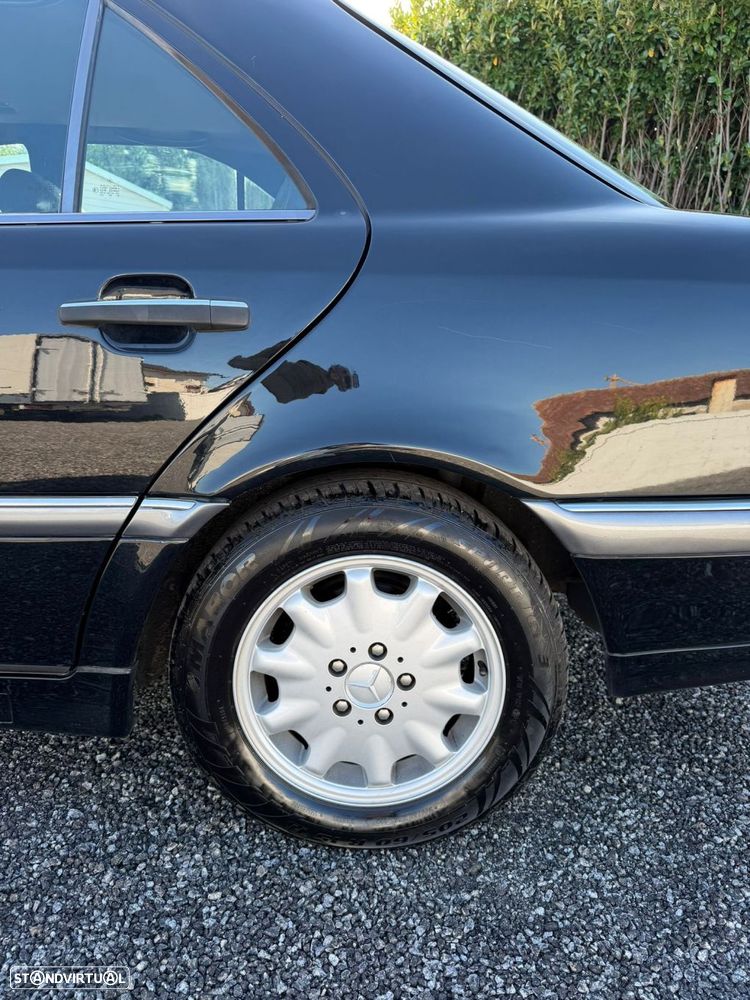 Mercedes-Benz C 200 D Sport - 13