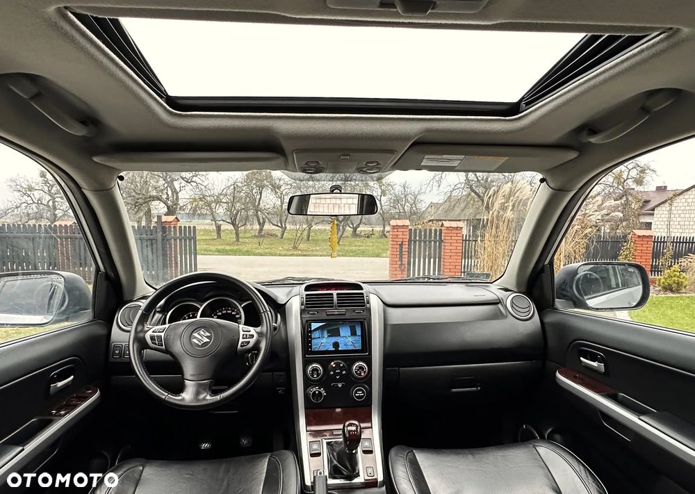 Suzuki Grand Vitara 2.0 De luxe - 6