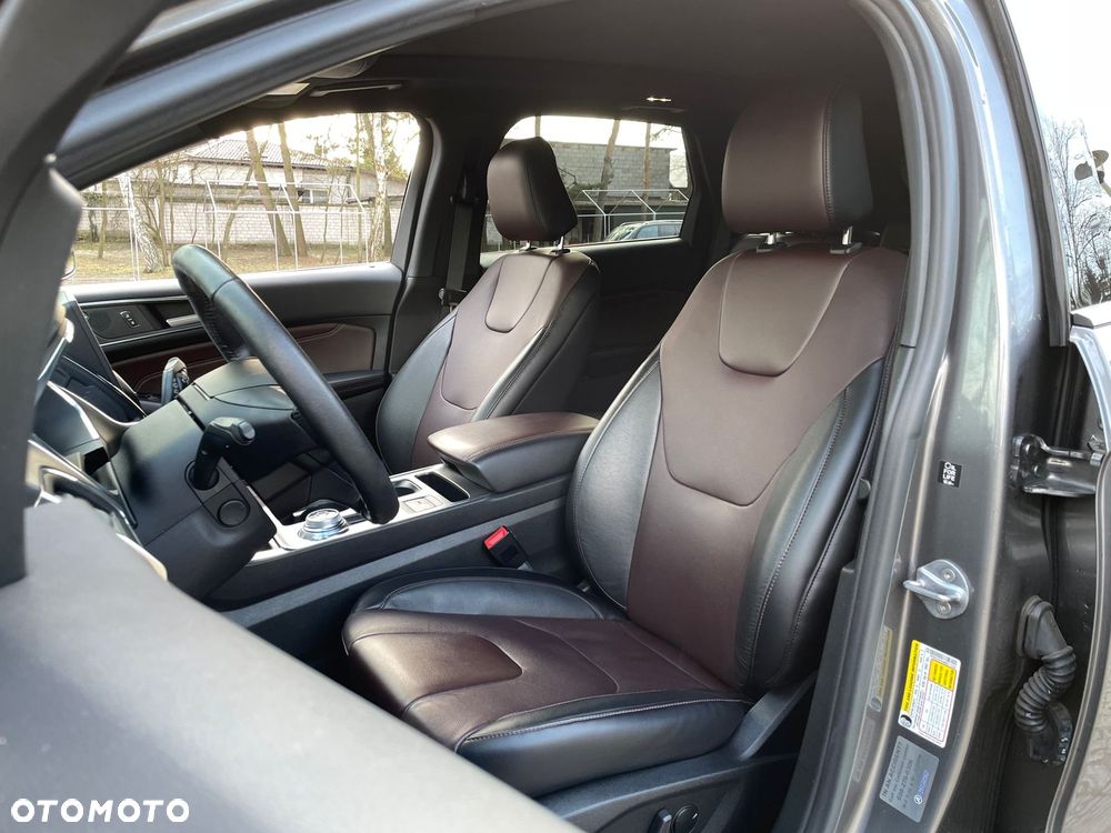 Ford Edge - 11