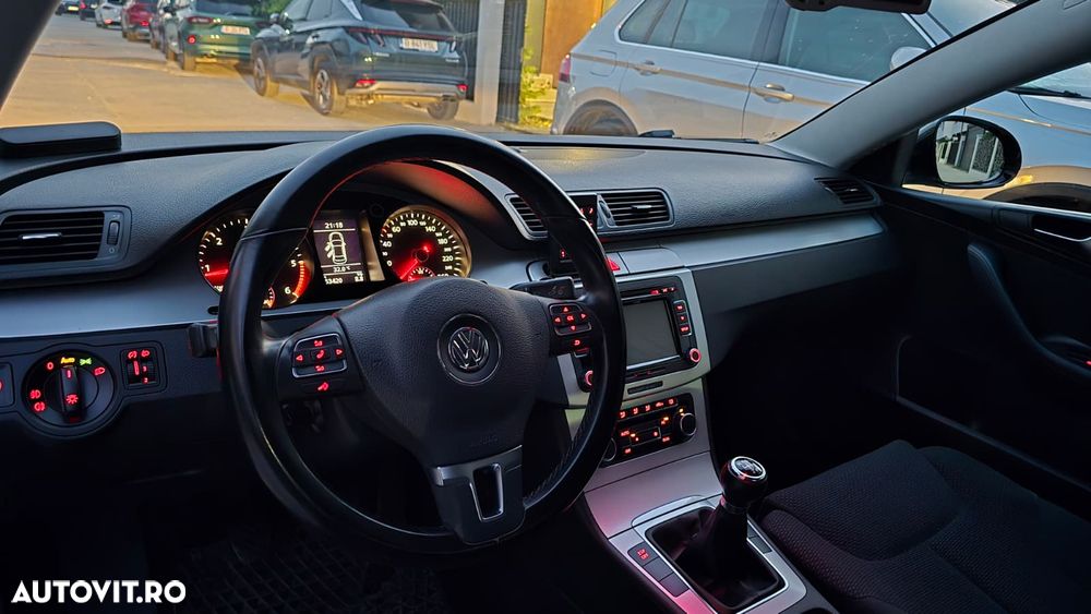 Volkswagen Passat 2.0TDI Highline DPF - 26