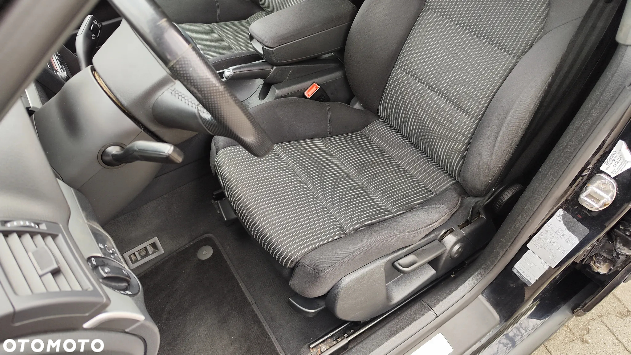Audi A4 Avant 1.8T - 18