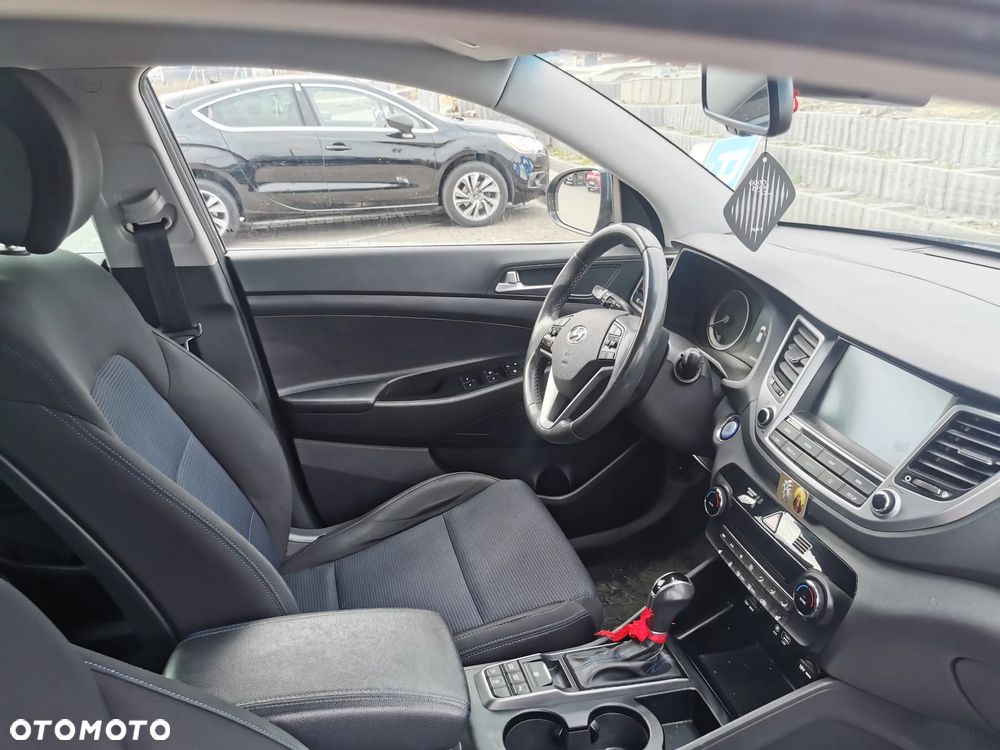Hyundai Tucson 1.7 CRDI BlueDrive Premium 2WD DCT - 19