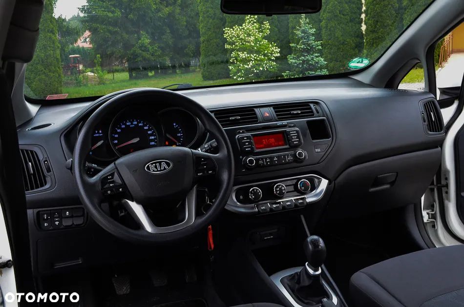 Kia Rio 1.4 Spirit - 24