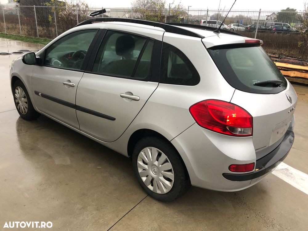 Renault Clio dCi 90 Dynamique - 13