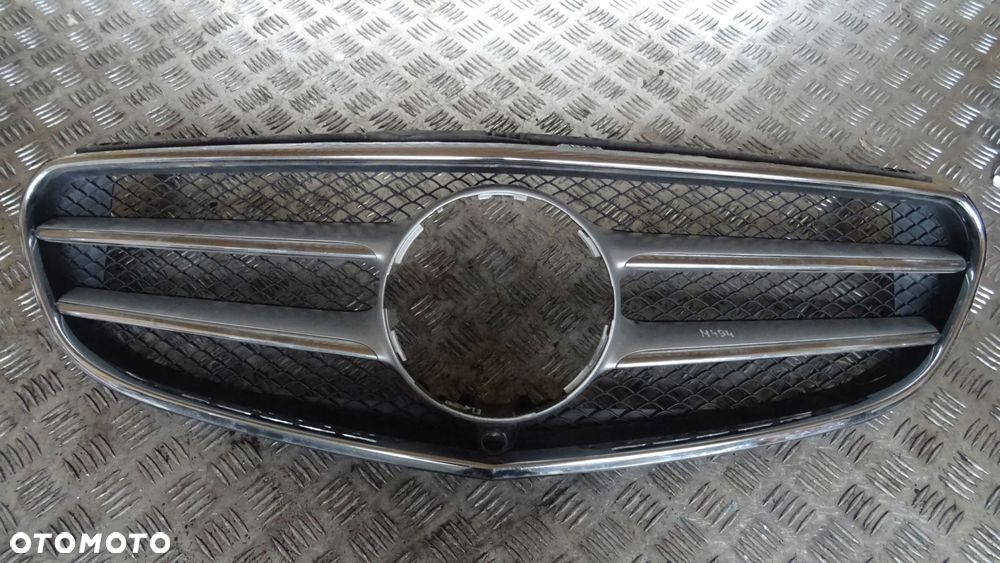 mercedes e klasa w212 lift amg grill atrapa avant a2128851400 m494 - 1