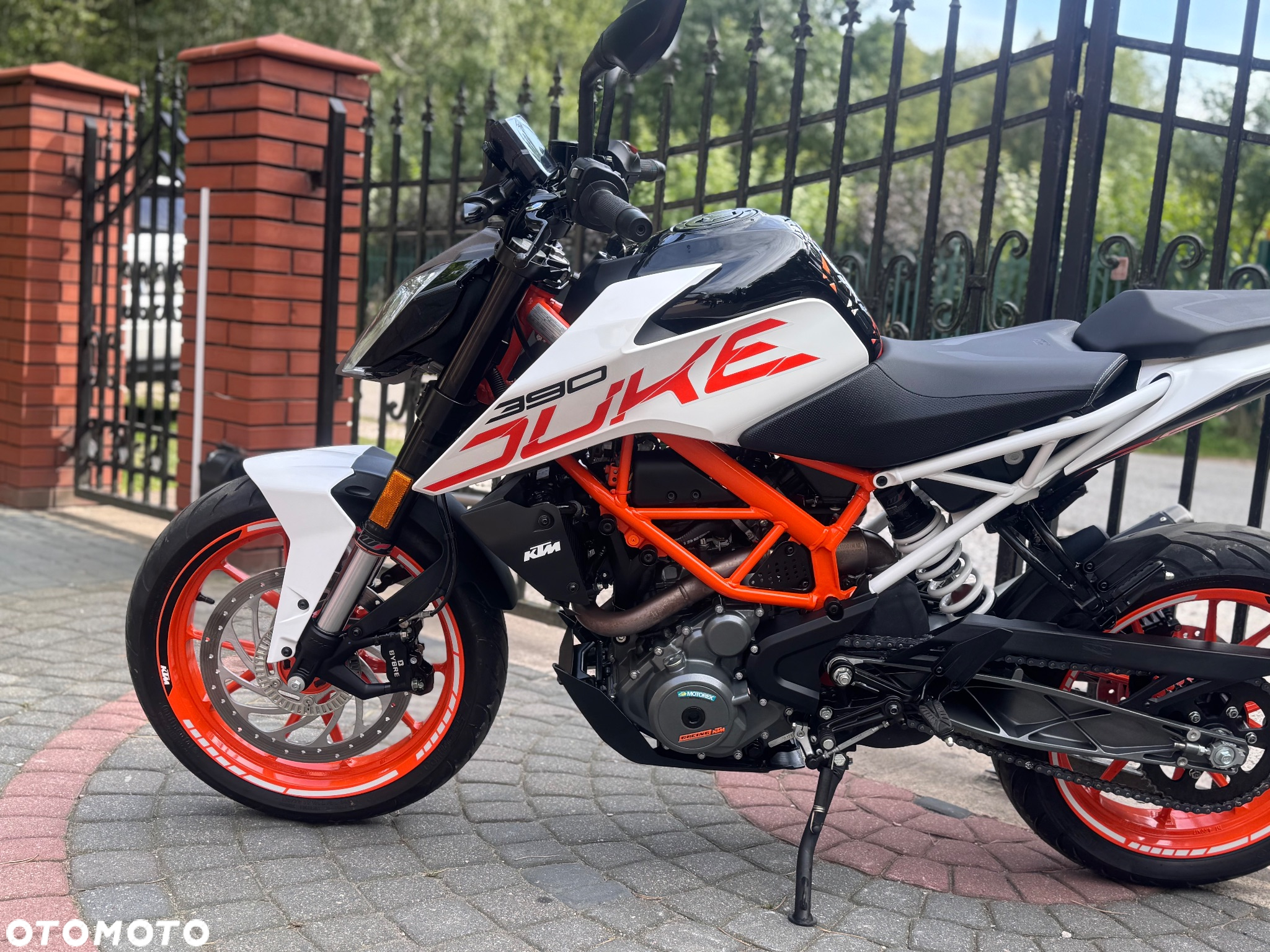 KTM Duke - 19