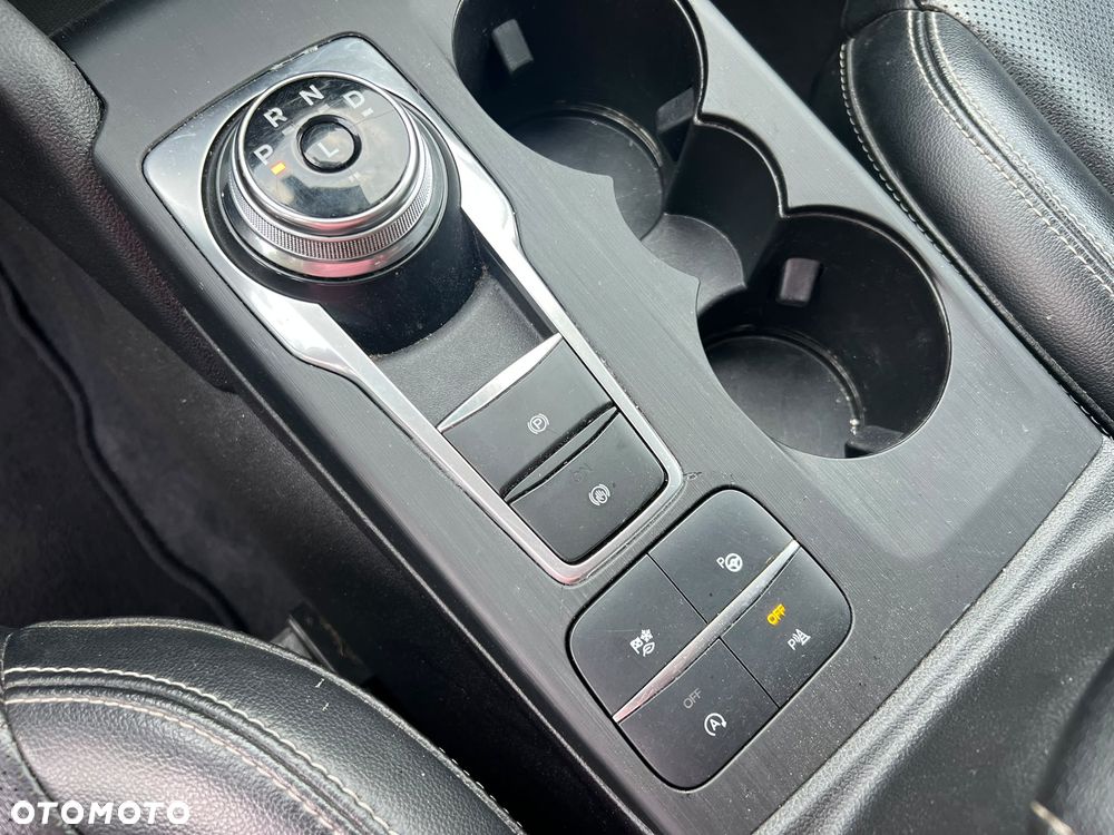 Ford Escape 2.0 EcoBoost AWD Titanium - 16
