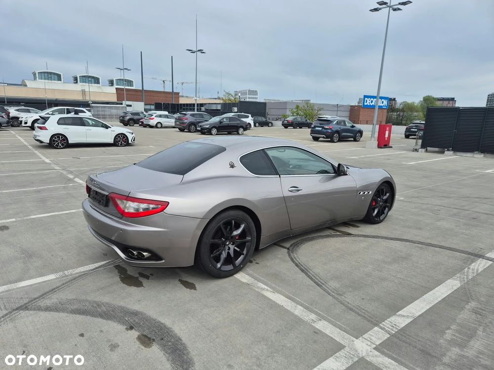 Maserati GranTurismo - 8