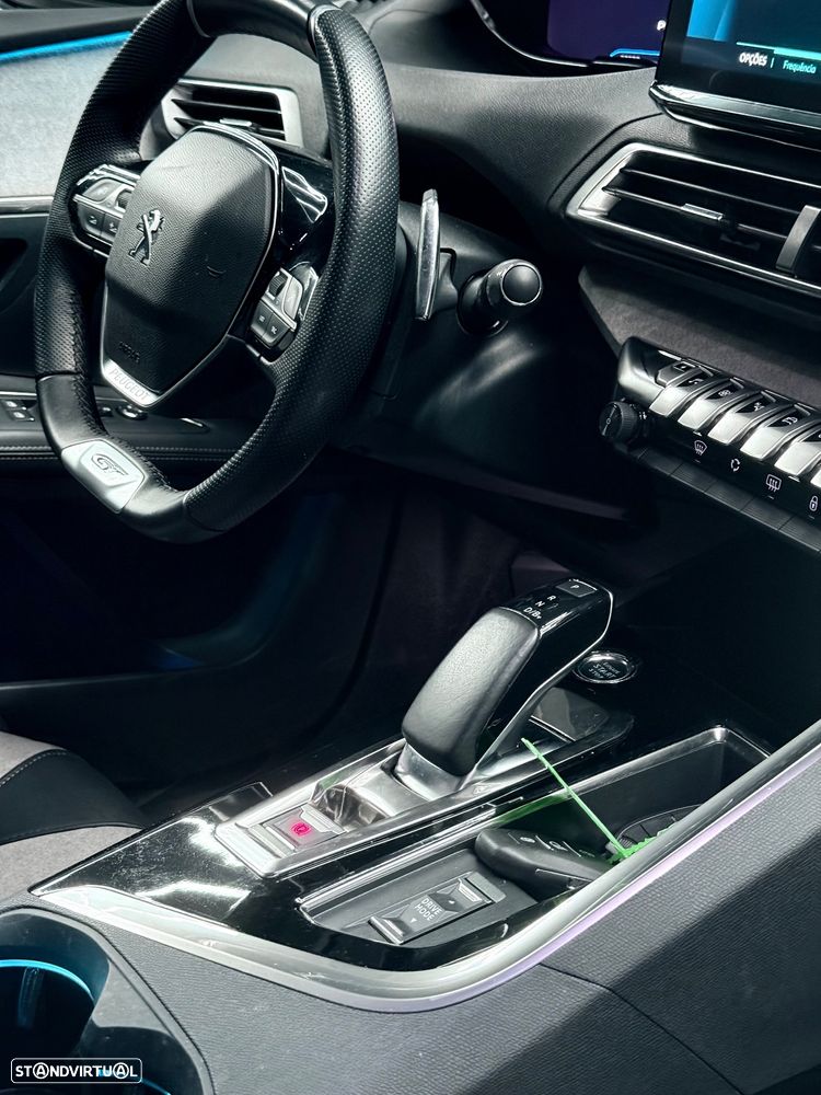 Peugeot 3008 1.6 Hybrid GT Line e-EAT8 - 18